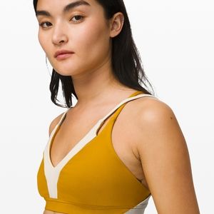 Lululemon Size 4 Ambition Bra